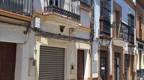 Foto 2 de Dúplex en venta en José Montoto y González Hoyuela, Lora del Río, Sevilla