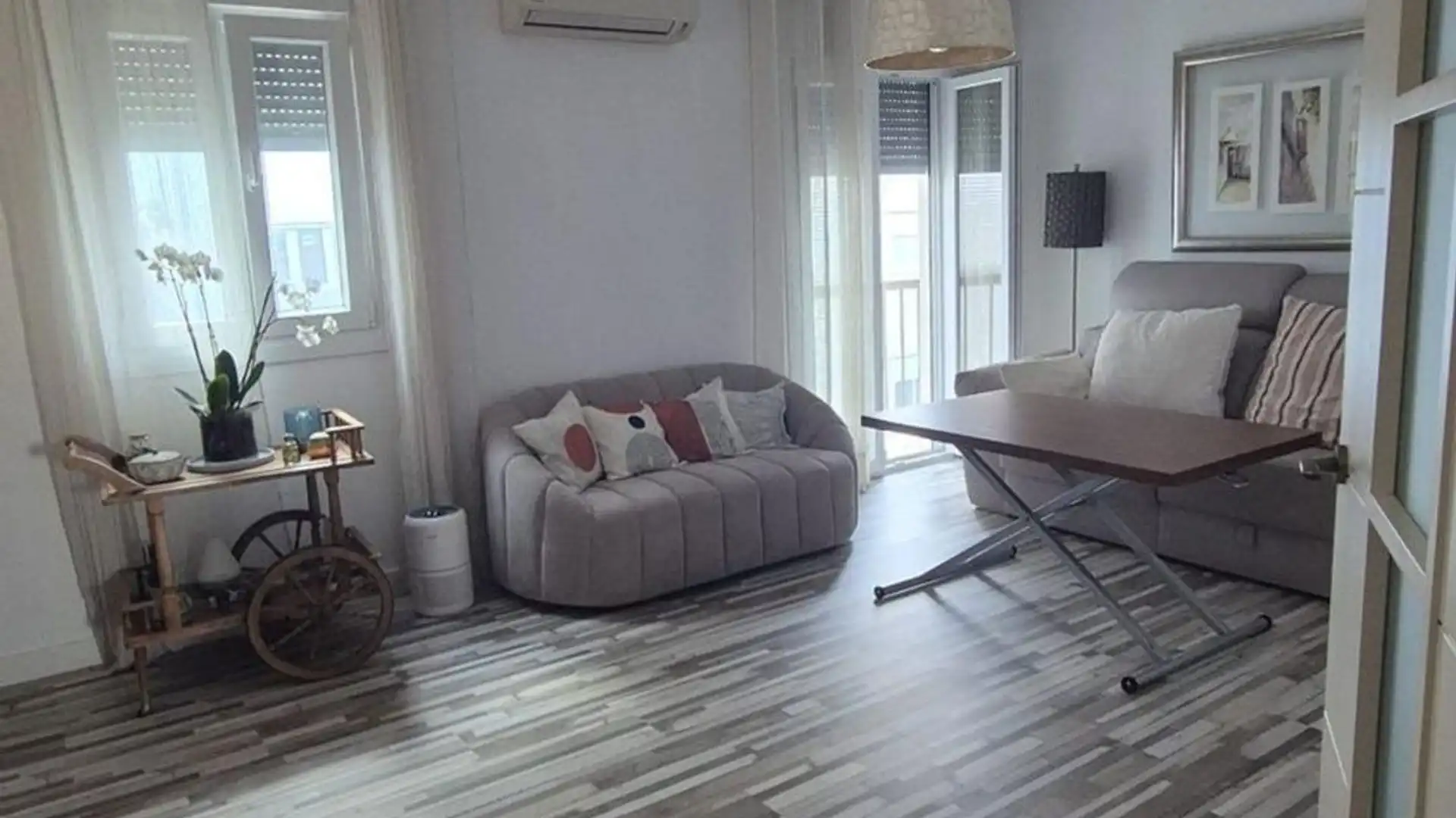 Sala de estar de Piso en venta en  Cádiz Capital