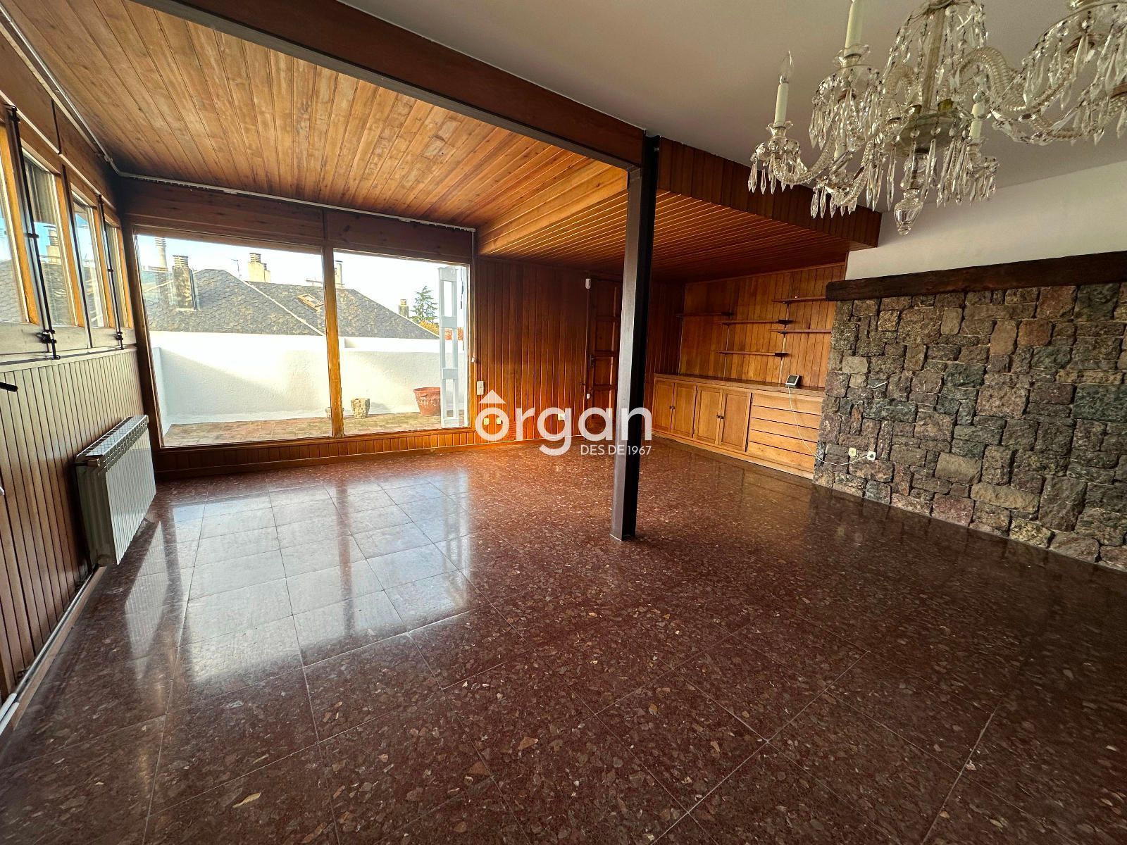 Attic to rent in Centre - Estació