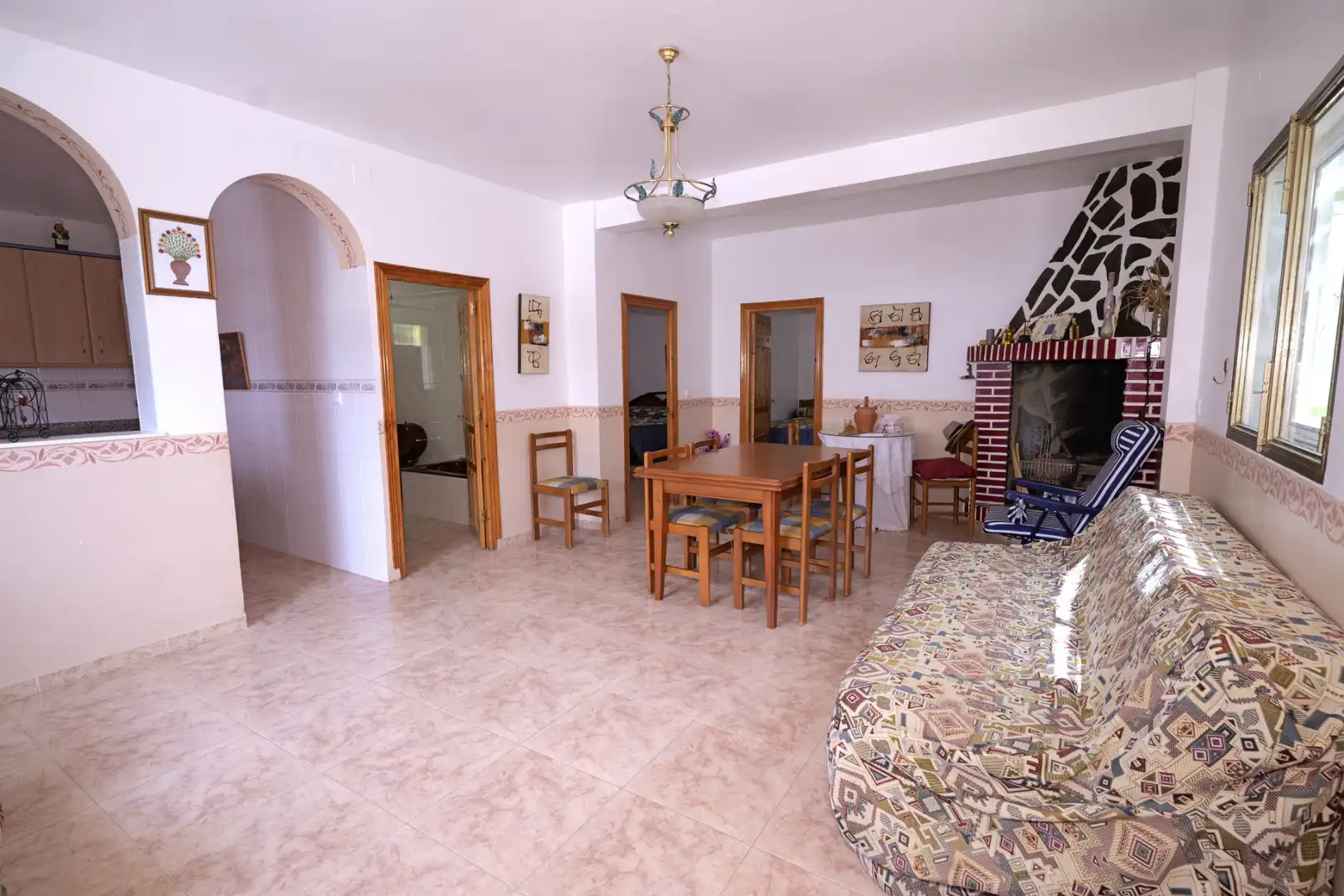 Sala d'estar de Casa o xalet en venda en Nevada amb Jardí privat, Terrassa i Moblat