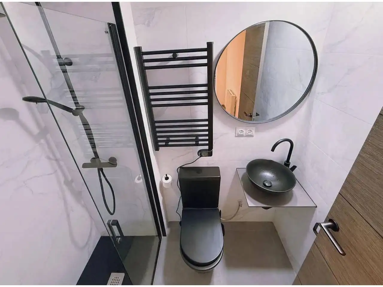 Baño de Estudio en venta en Barcelona con Aire acondicionado, Calefacción y Parquet