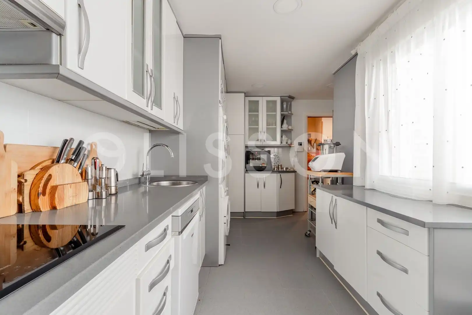 Cocina de Piso en venta en Madrid con Calefacción, Terraza y Trastero
