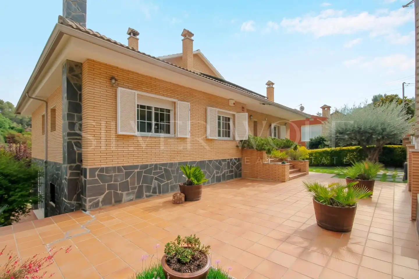Vista exterior de Casa o chalet en venta en Vallirana, Barcelona