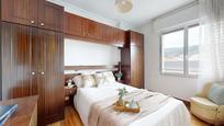 Bedroom of Flat for sale in Bilbao   with Heating