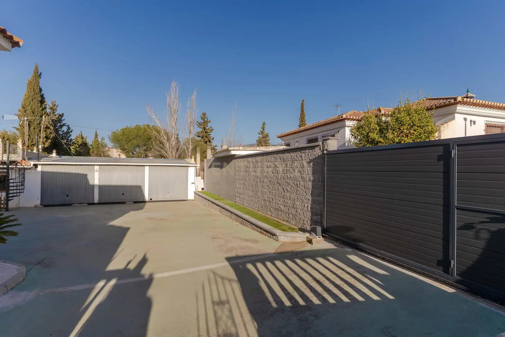 Parking de Casa o chalet en venta en Villa de Otura con Aire acondicionado, Jardín privado y Piscina