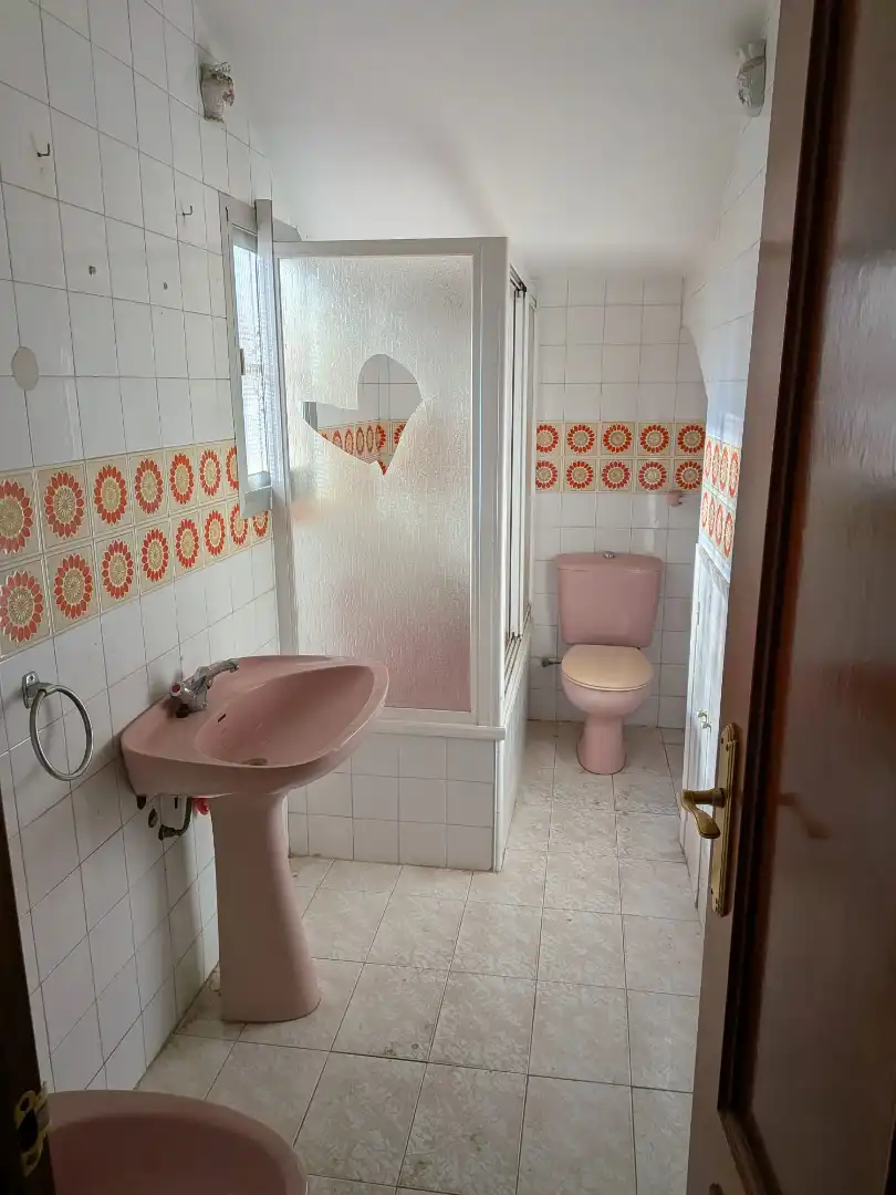 Badezimmer von Gebäude zum Verkauf in Dos Hermanas