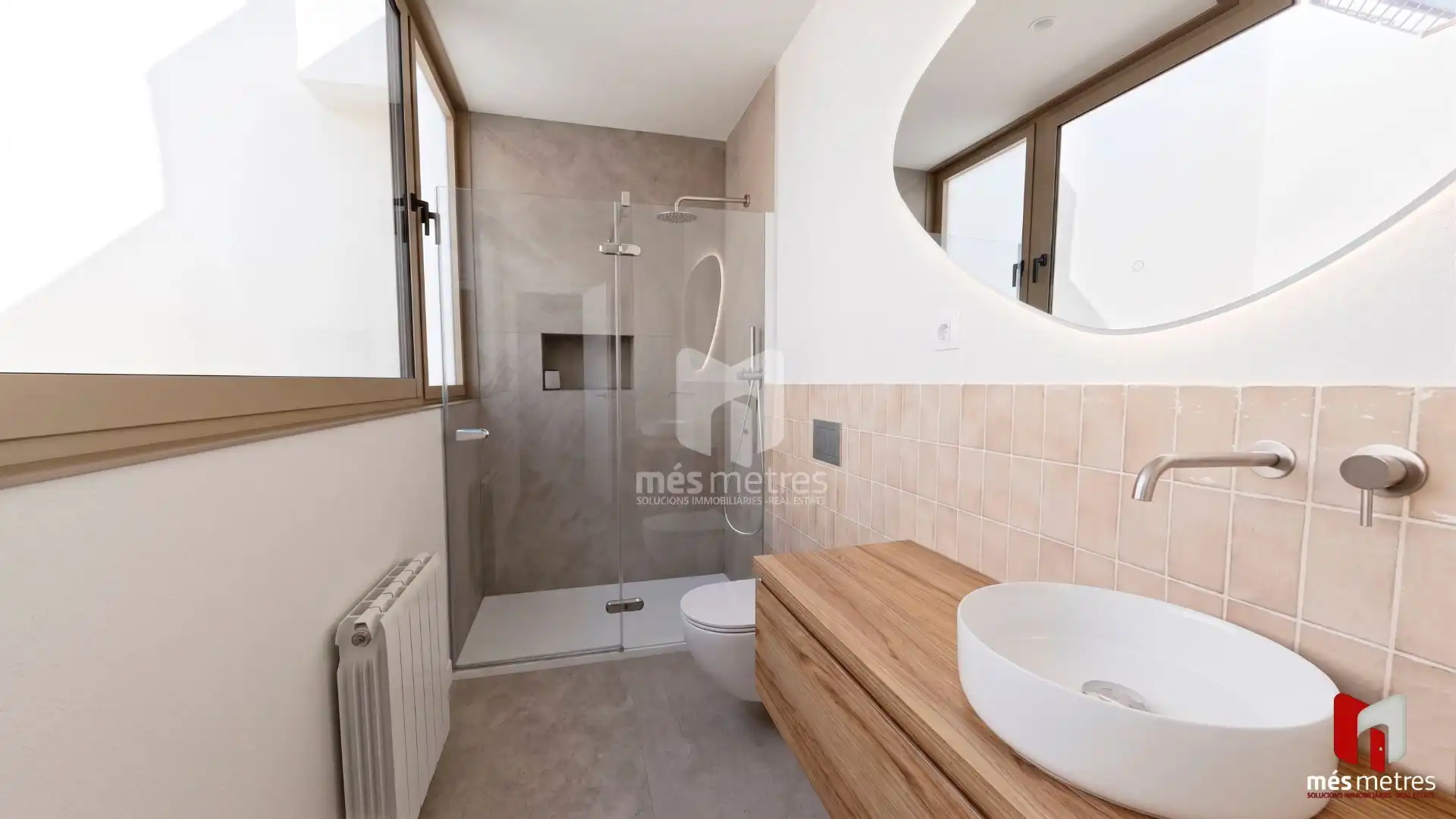 Bathroom of Houses for rent in El Masnou  with Air Conditioner, Heating and Private garden