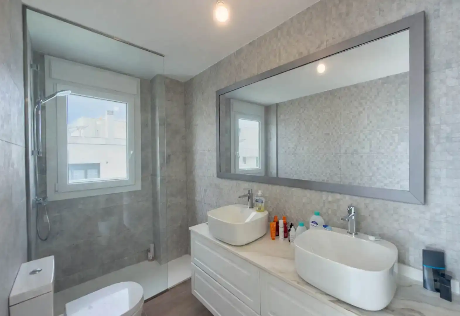 Bany de Casa o xalet en venda en Arroyomolinos (Madrid)