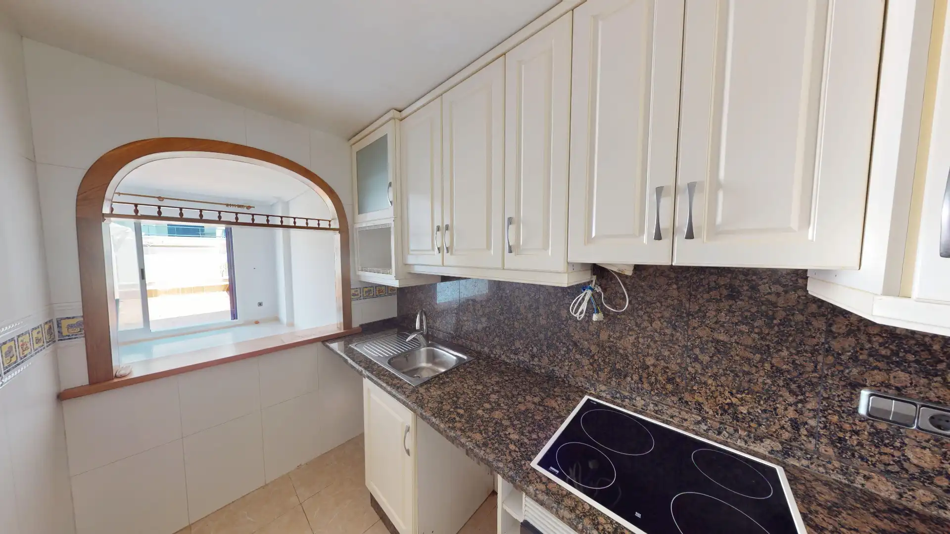 Kitchen of Flat for sale in Torrevieja  with Air Conditioner, Terrace and Community pool