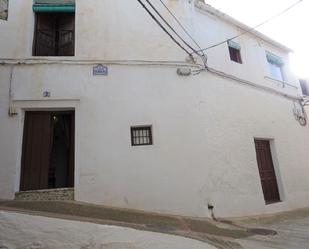 Vista exterior de Casa adosada en venda en Cádiar amb Terrassa