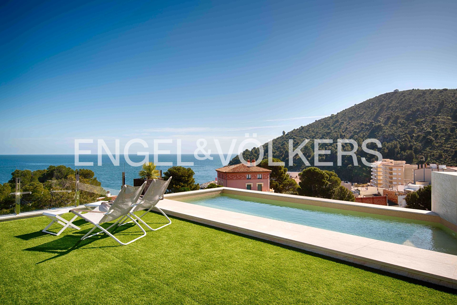 Swimming pool of Houses for sale in Colera  with Air Conditioner, Heating and Private garden