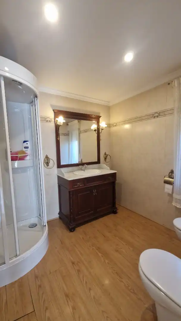 Baño de Casa o chalet en venta en Villalbilla con Aire acondicionado, Calefacción y Jardín privado