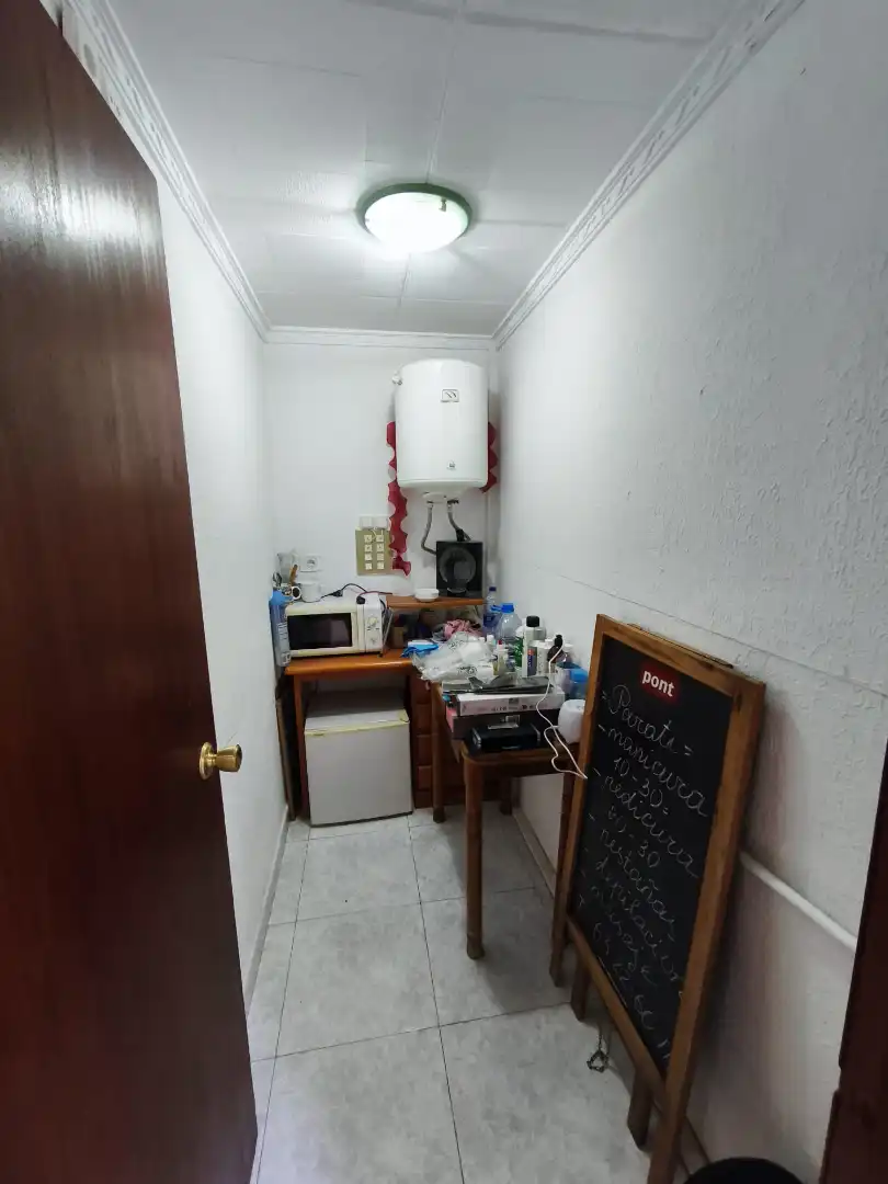 Geschaftsraum zum Verkauf in Salou mit Terrasse, Möbliert und Internet