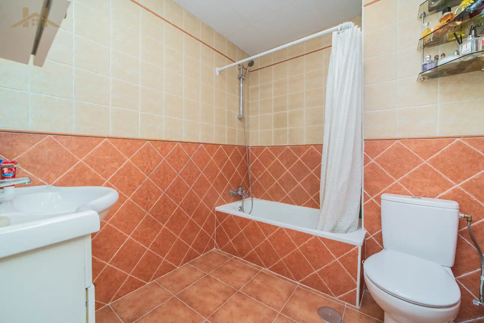 Bany de Pis en venda en Collado Villalba amb Aire condicionat, Calefacció i Terrassa