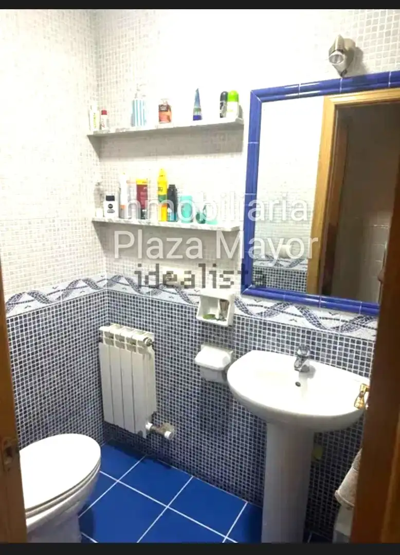 Baño de Piso en venta en Salamanca con Calefacción, Horno y Lavadora