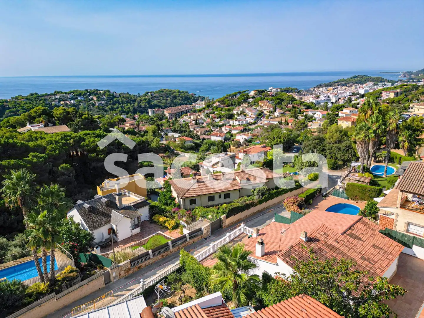 Außenansicht von Haus oder Chalet zum Verkauf in Lloret de Mar mit Klimaanlage, Heizung und Terrasse