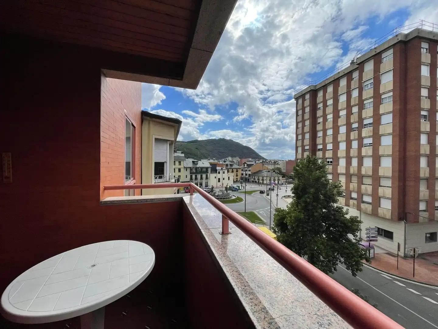 Terraza de Piso en venta en Ponferrada con Calefacción, Terraza y Trastero