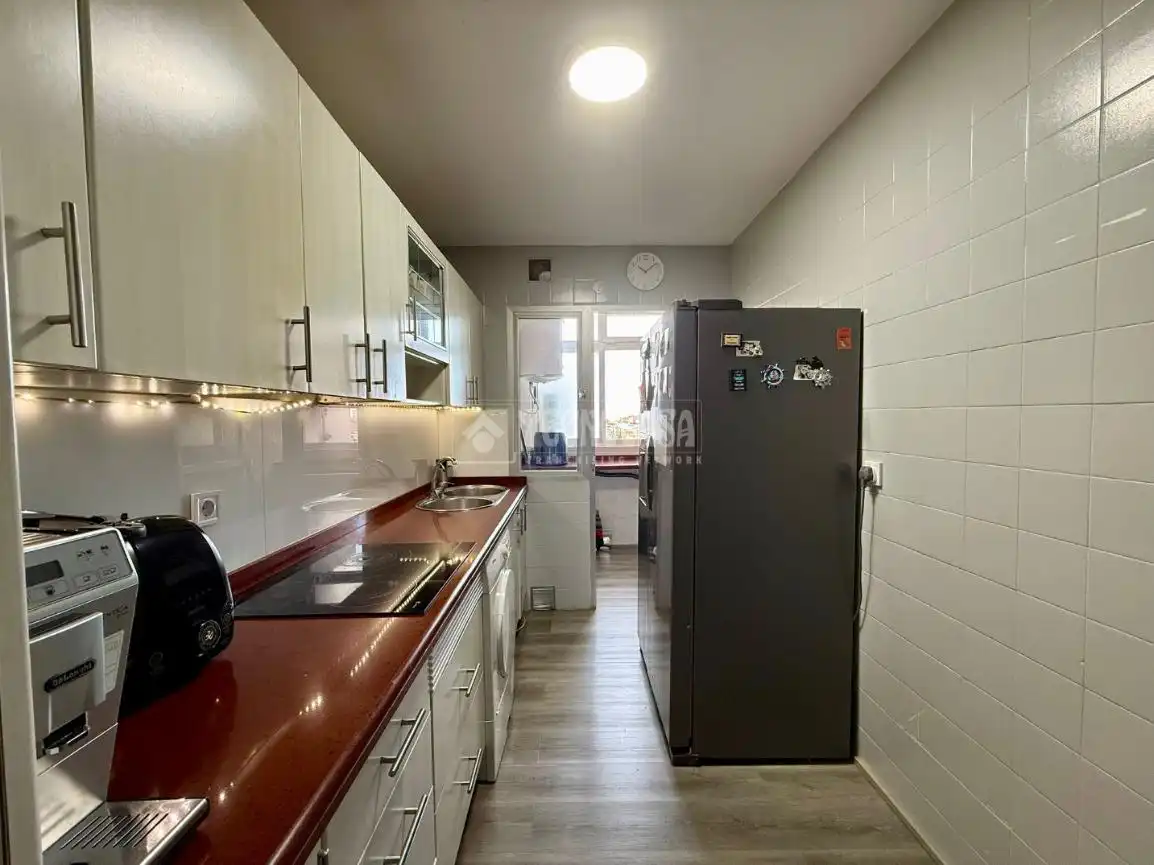 Kitchen of Flat for sale in Benalmádena  with Air Conditioner, Terrace and Furnished