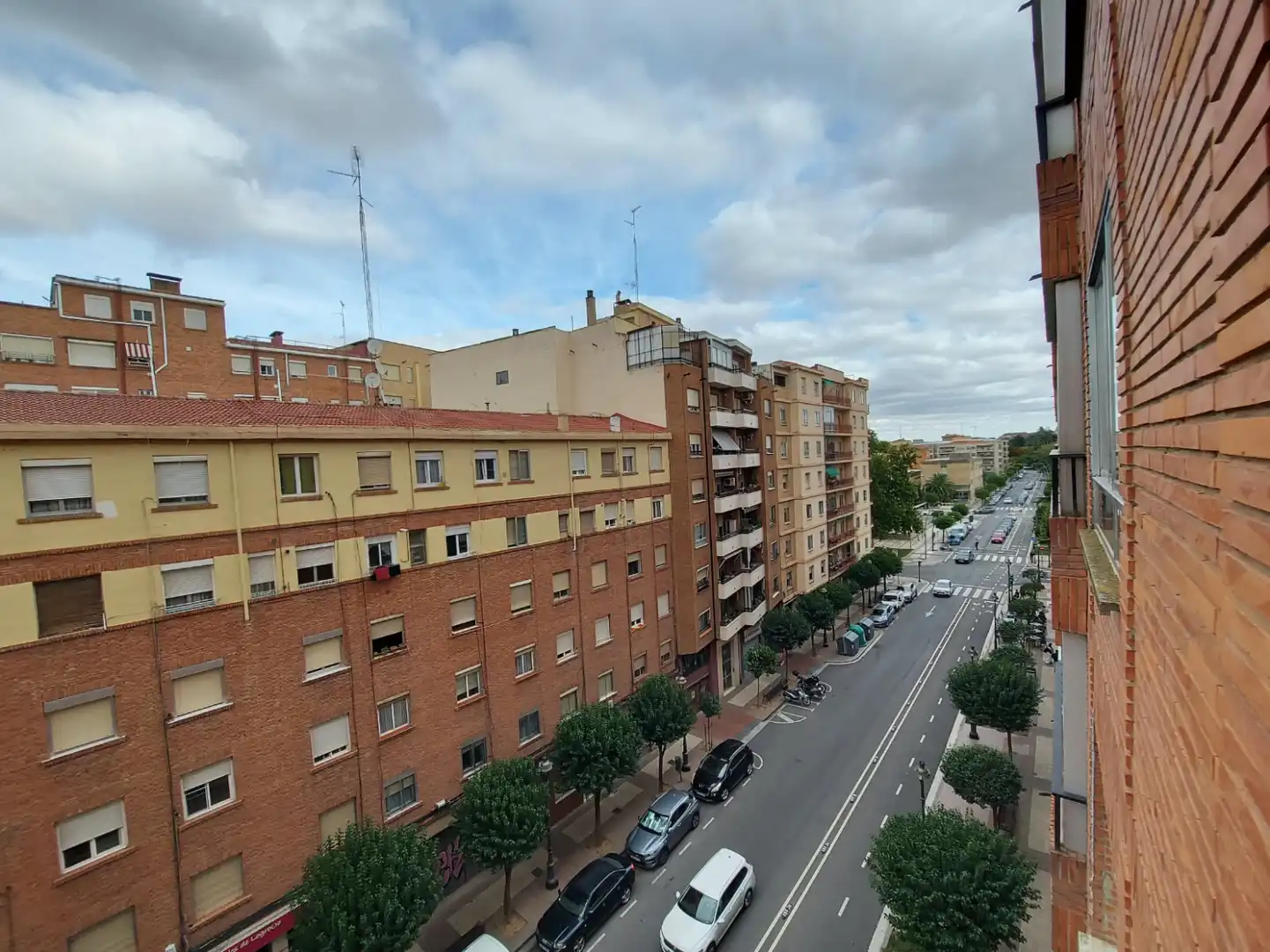 Exterior view of Flat for sale in Residencia
