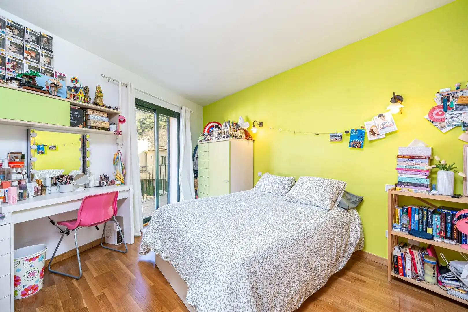Bedroom of Detached homes for sale in Calvià  with Air Conditioner, Heating and Private garden