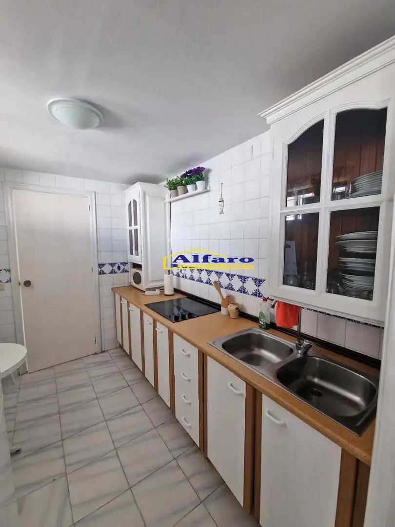 Cocina de Piso en venta en Almonte con Terraza, Balcón y Piscina comunitaria