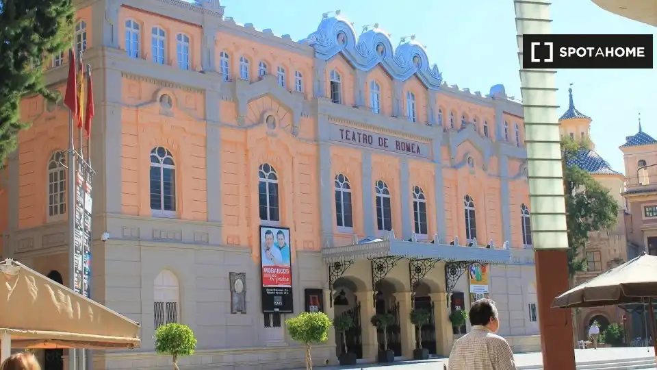 Exterior view of Study for share in Murcia  with Air Conditioner, Terrace and Furnished