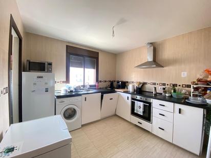 Kitchen of Flat for sale in Alameda  with Air Conditioner, Heating and Terrace