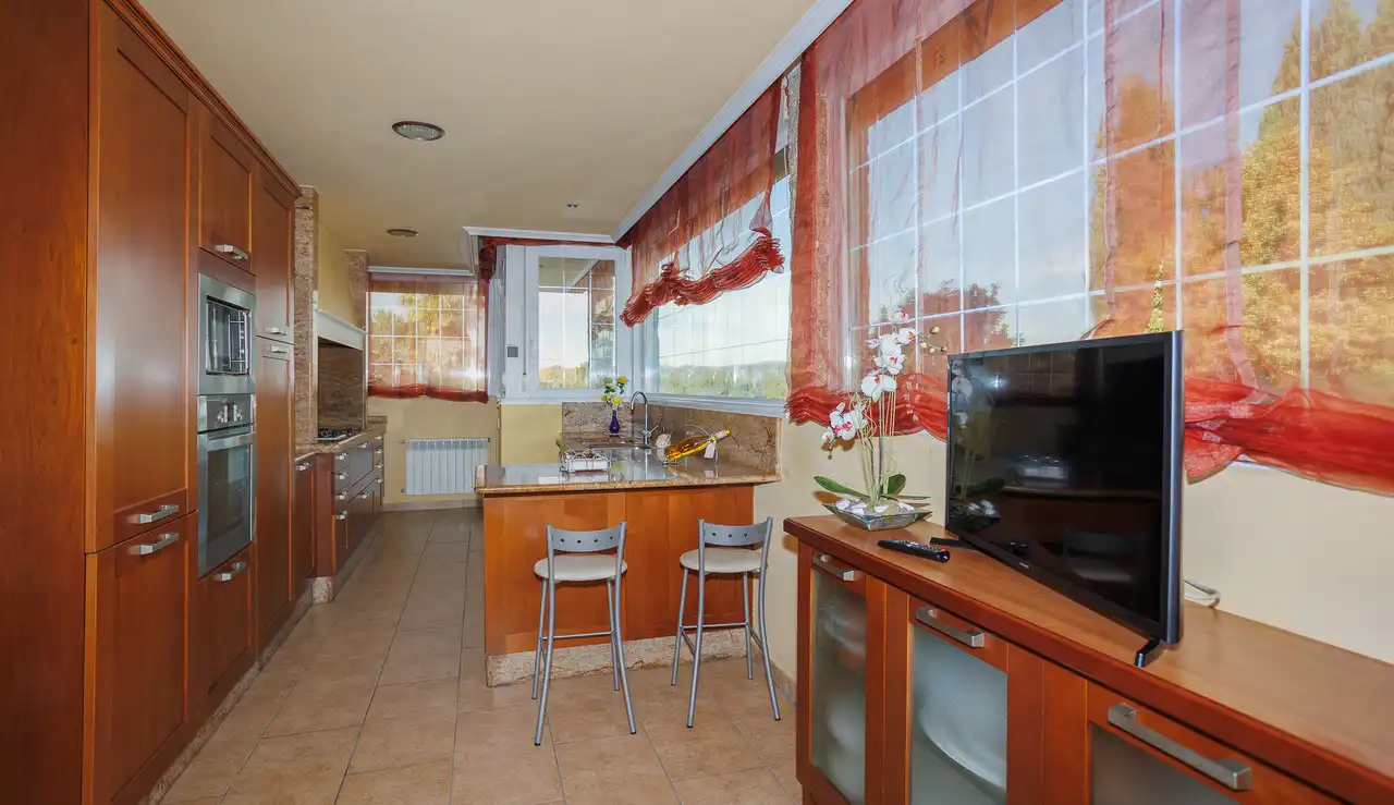 Casa amb terrassa en venda a Amoeiro, imagen 72