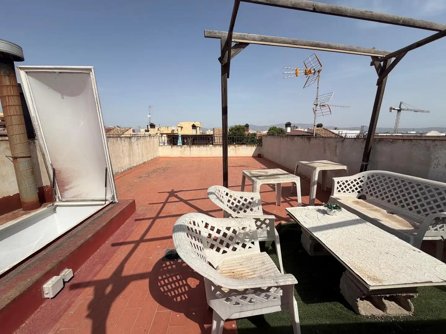 Terrace of Houses for sale in Catral  with Air Conditioner, Terrace and Furnished