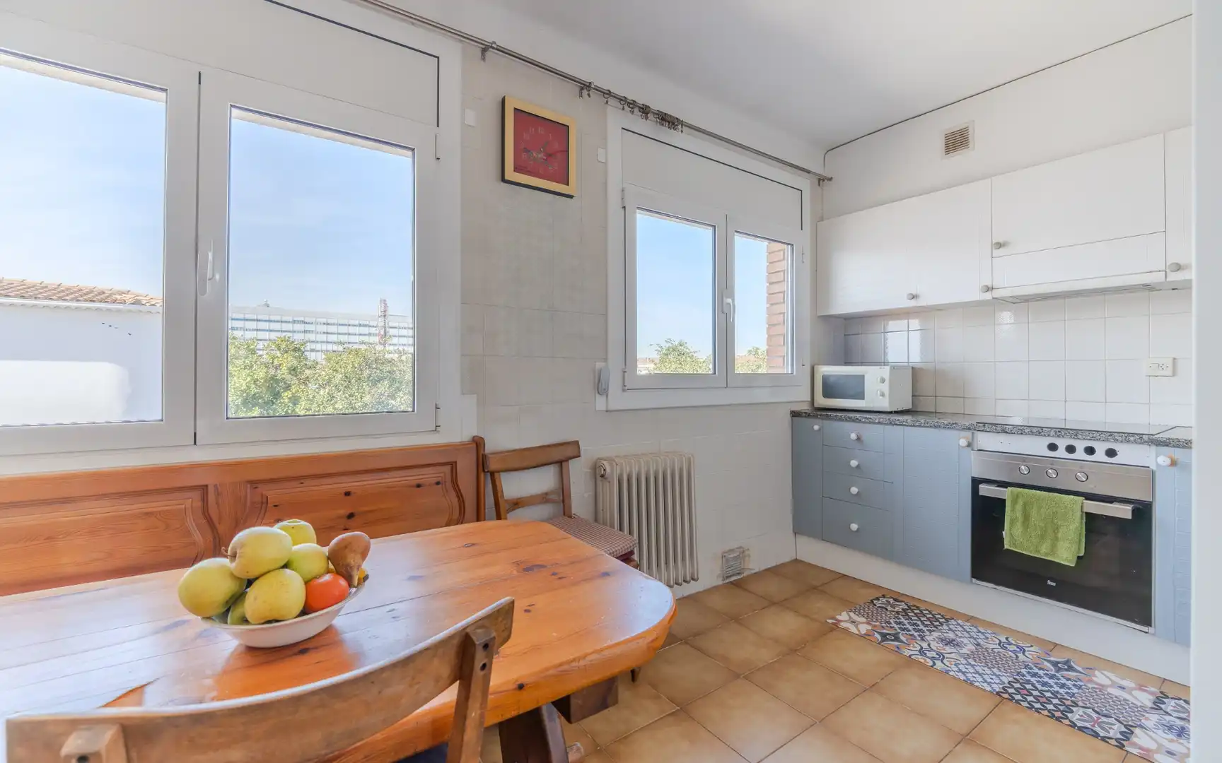 Cocina de Casa o chalet en venta en Girona con Aire acondicionado, Calefacción y Jardín privado