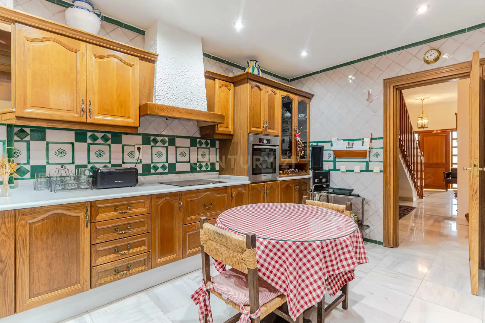 Cocina de Dúplex en venta en Granada con Aire acondicionado, Jardín privado y Trastero