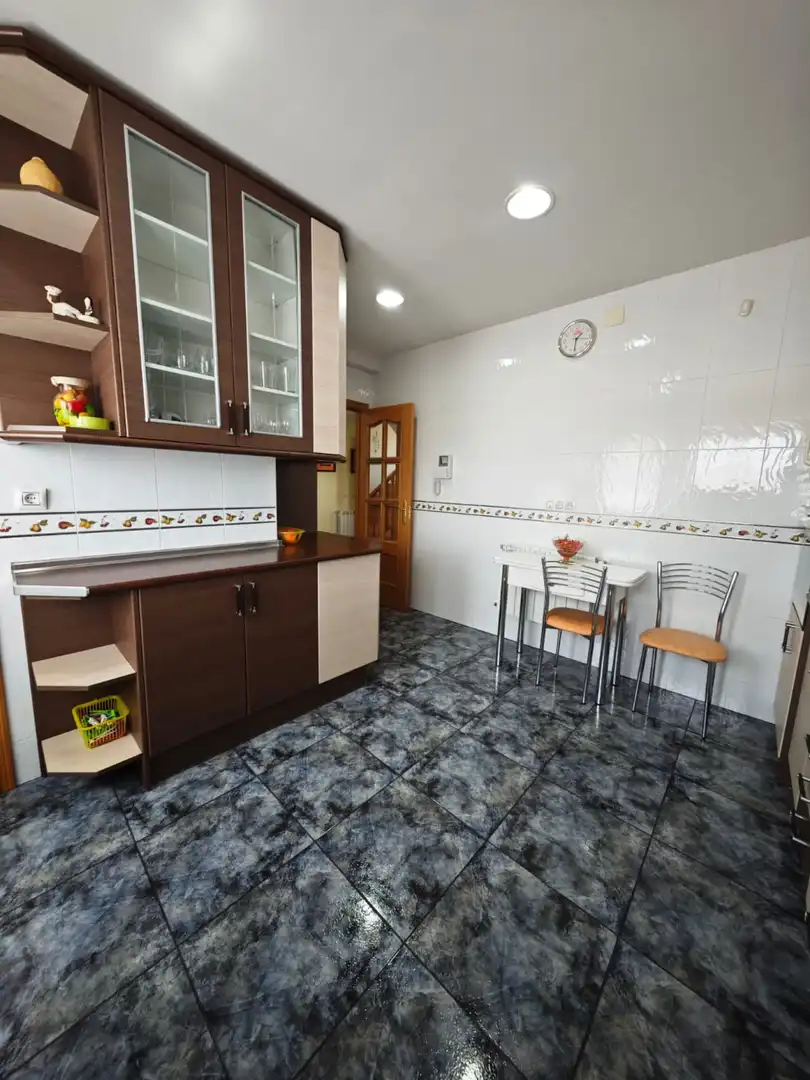 Cocina de Casa o chalet en venta en Escalona con Aire acondicionado, Calefacción y Piscina