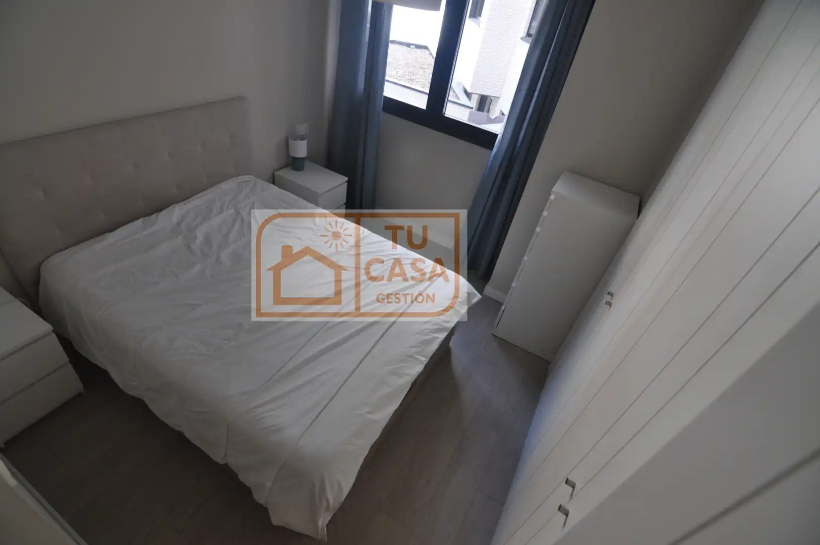 Habitación de Piso de alquiler en Cáceres con Aire acondicionado, Calefacción y Jardín privado