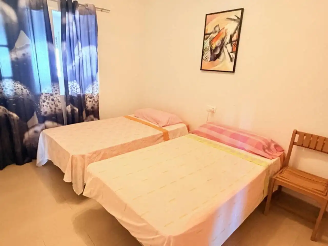 Schlafzimmer von Wohnungen zur Miete in Almuñécar mit Klimaanlage, Terrasse und Möbliert