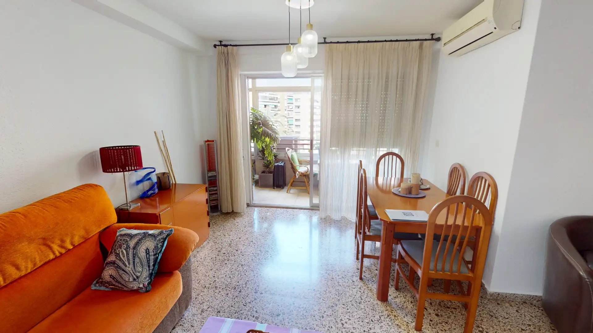 Living room of Flat for sale in Sant Joan d'Alacant  with Air Conditioner, Storage room and Balcony
