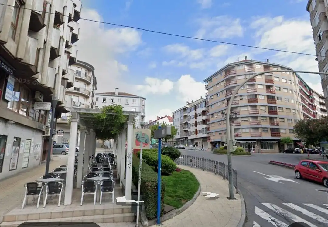 Außenansicht von Wohnung zum Verkauf in Ourense Capital  mit Heizung
