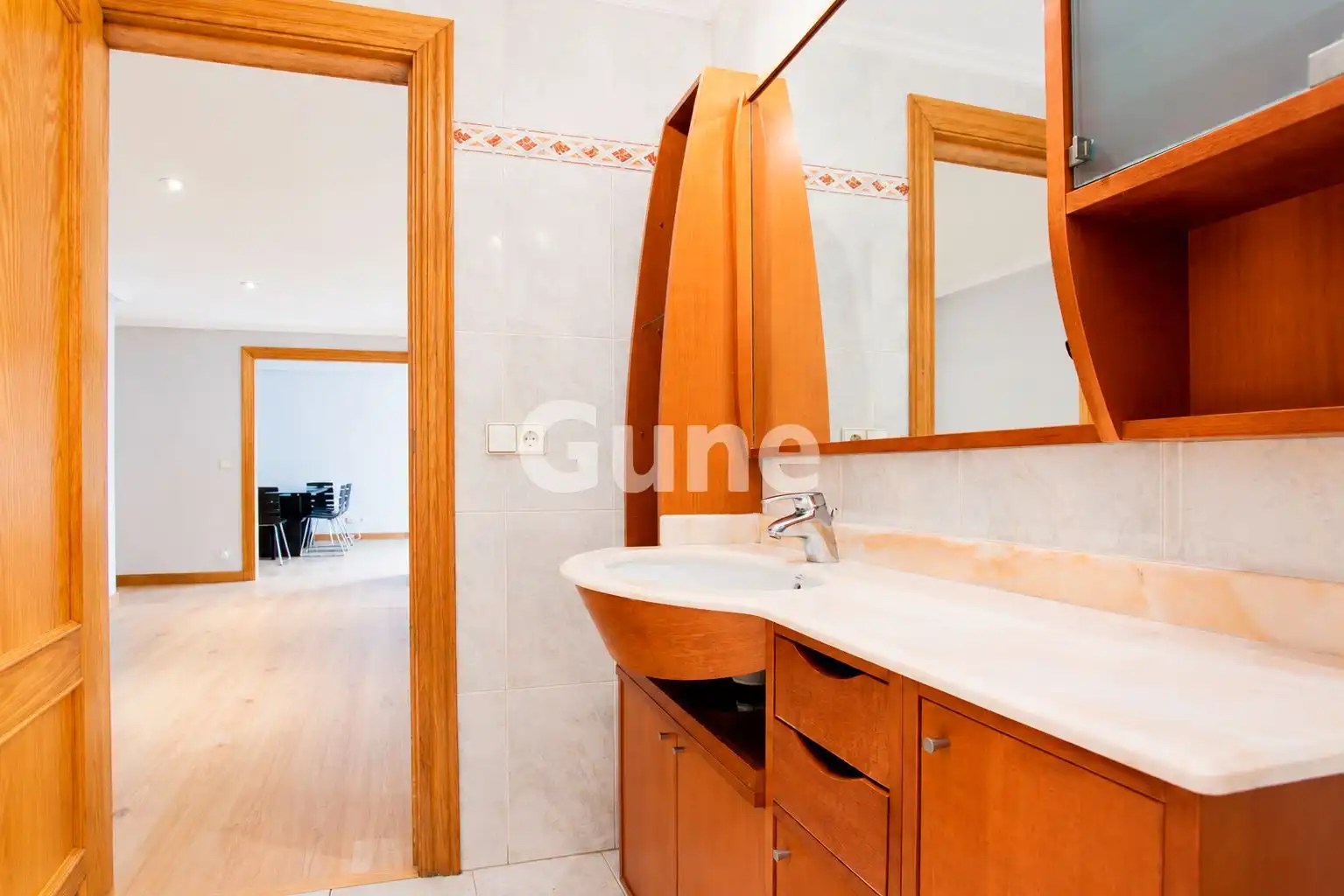 Baño de Piso en venta en Zumarraga con Calefacción y Terraza