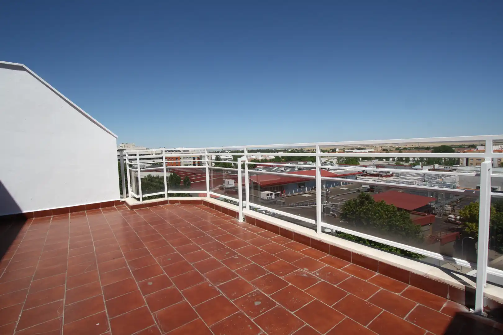 Terrace of Attic for rent in Albacete  with Air Conditioner, Heating and Terrace