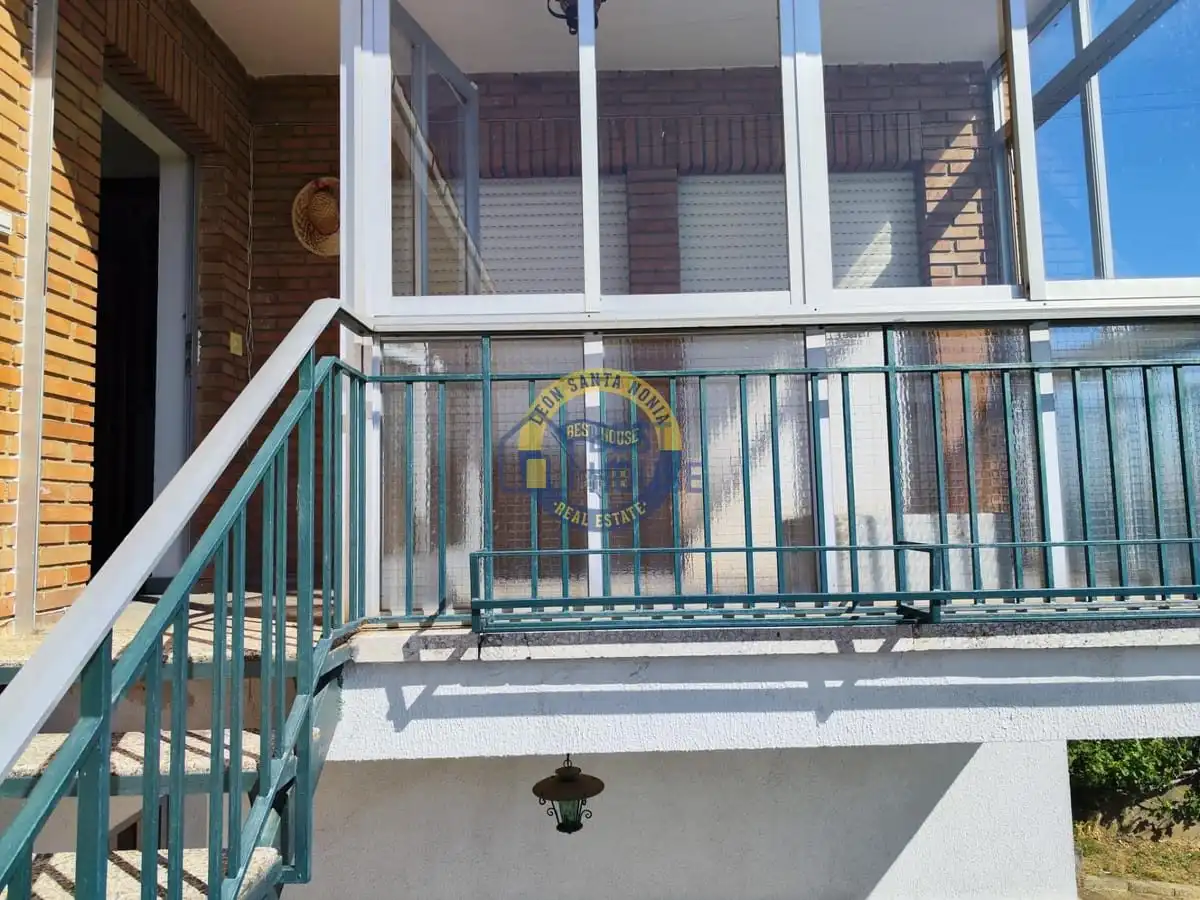 Casa en venda a Trobajo del Camino, imagen 3