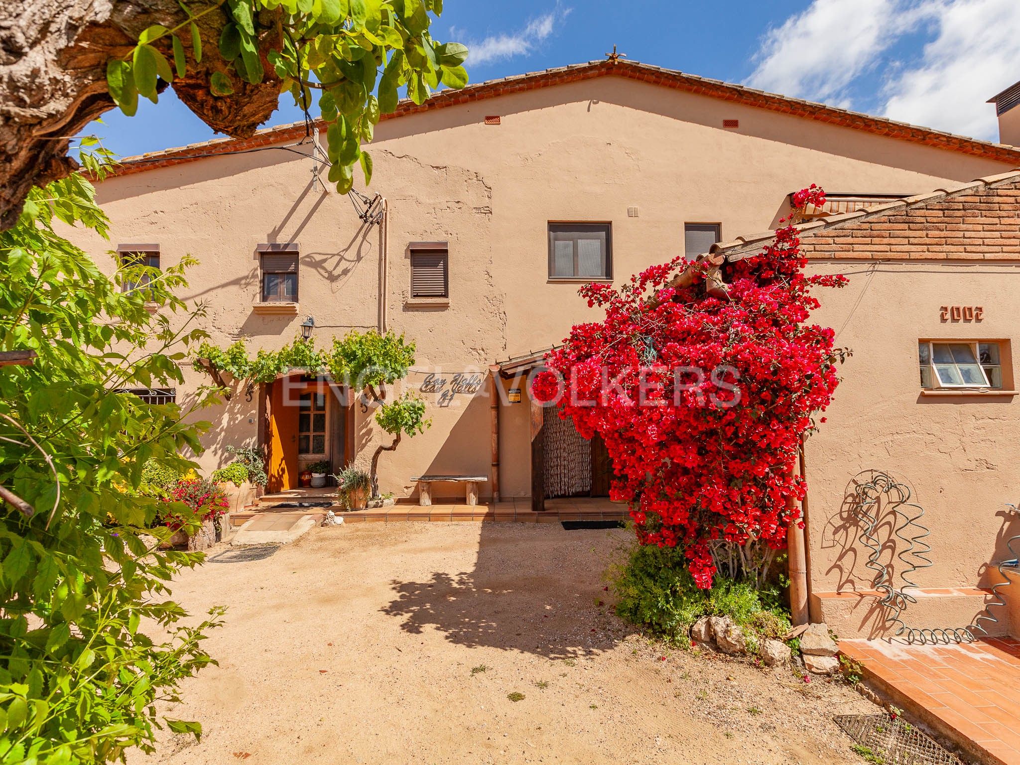 Vista exterior de Finca rústica en venta en Tordera con Calefacción, Jardín privado y Terraza