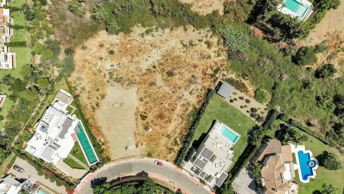 Wohnbaugrundstück zum Verkauf in Nueva Andalucía, imagen 14