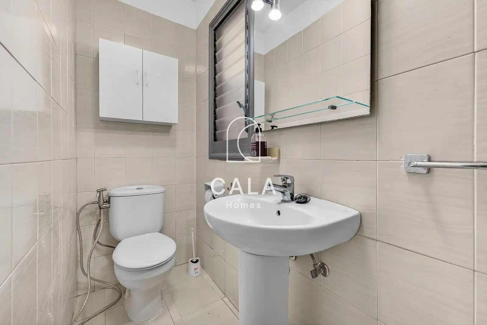 Baño de Casa adosada en venta en Guía de Isora con Terraza, Trastero y Piscina