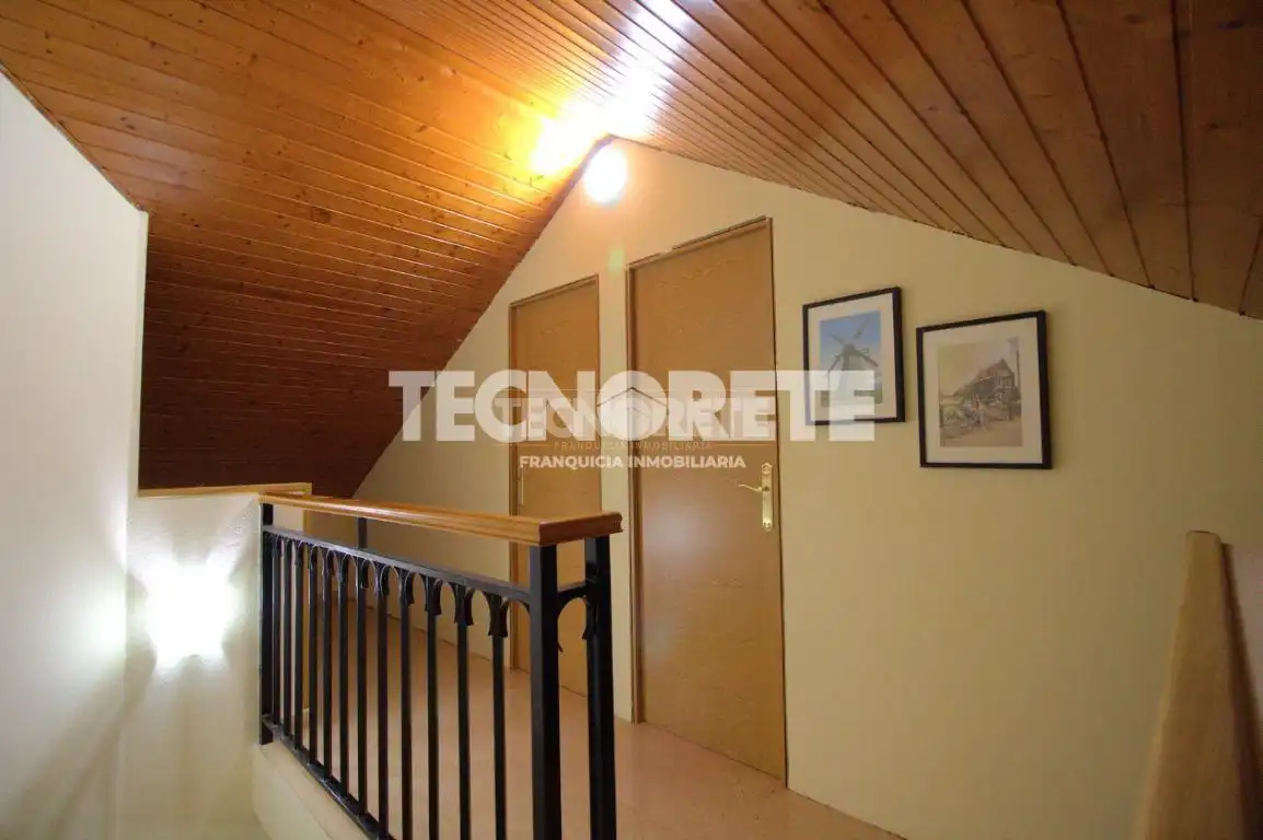 Casa adosada en venta en Calle Zurbarán, Las Ventas de Retamosa