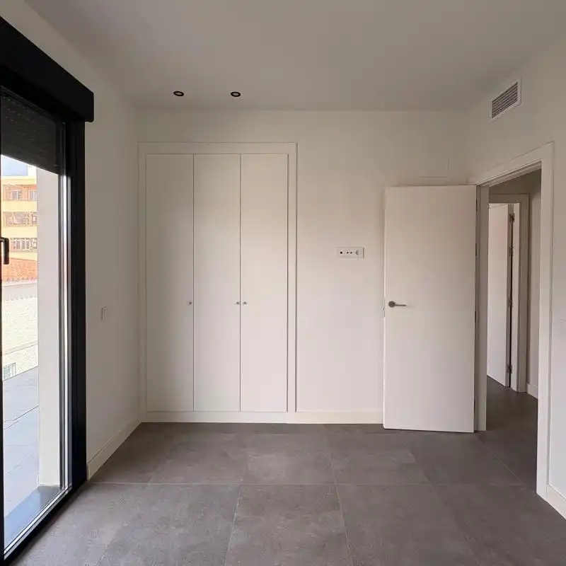 Habitación de Piso de alquiler en Málaga con Aire acondicionado, Calefacción y Terraza