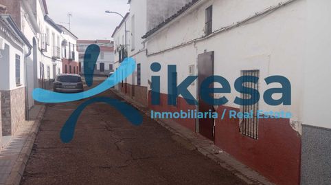 Foto 2 de Casa adosada en venta en Valverde de Llerena, Badajoz