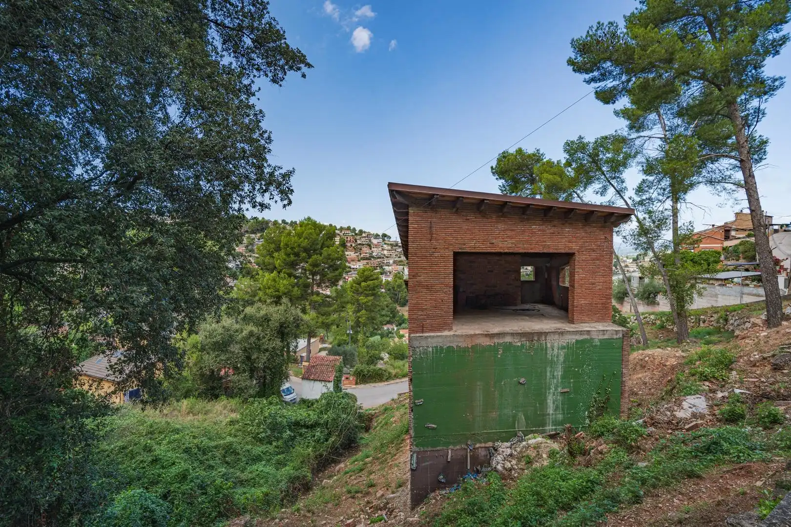 Außenansicht von Haus oder Chalet zum Verkauf in Corbera de Llobregat mit Privatgarten