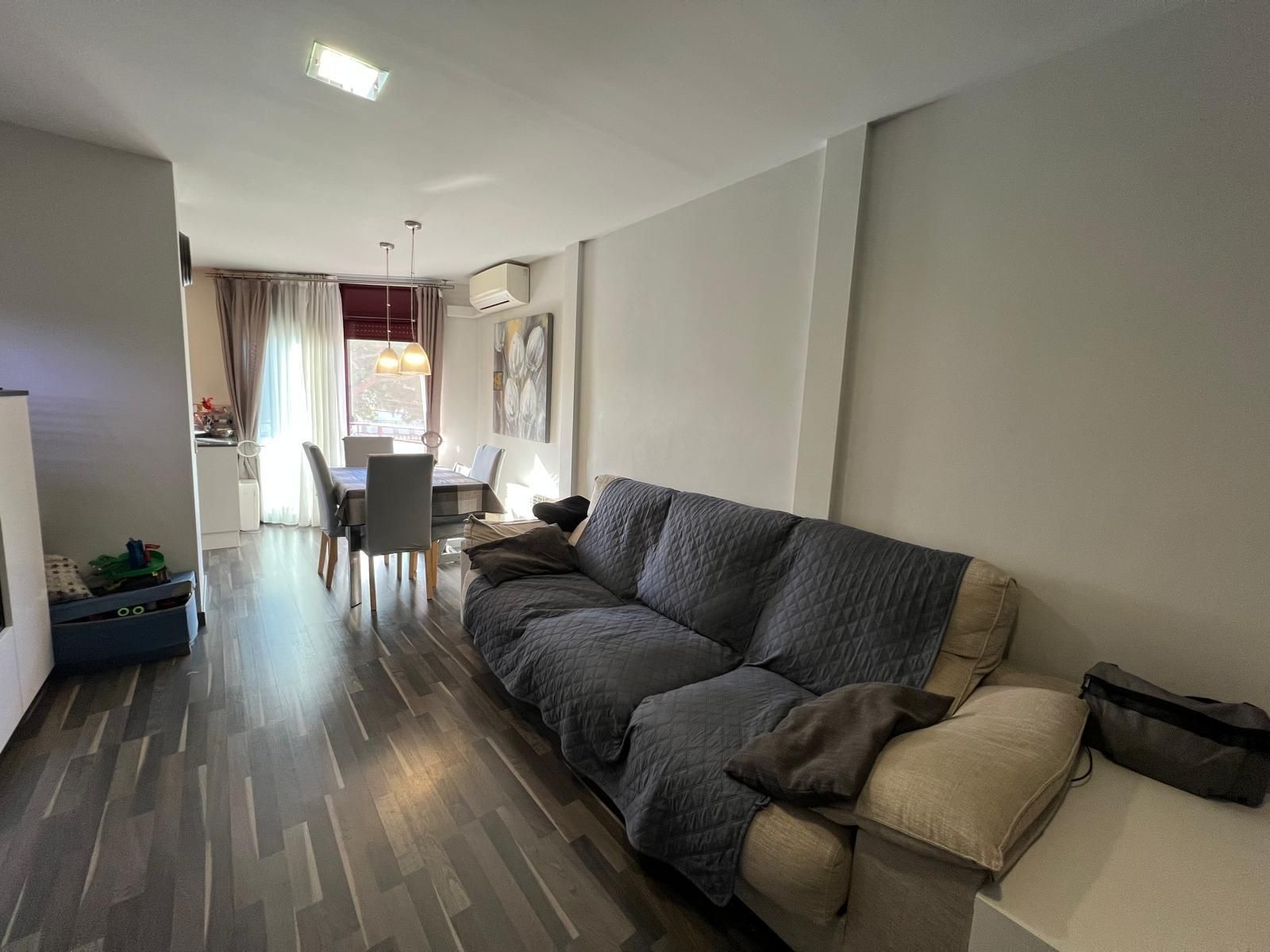 Sala de estar de Piso en venta en Sabadell con Aire acondicionado, Calefacción y Parquet