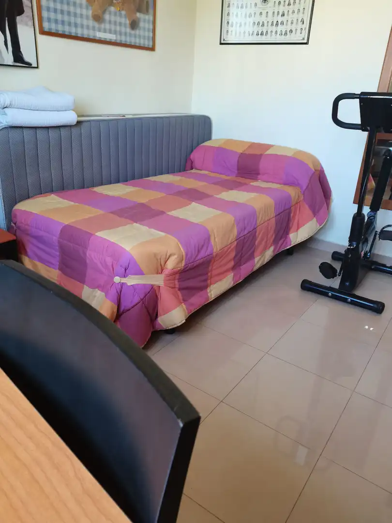 Habitación de Piso en venta en Melilla con Aire acondicionado, Terraza y Amueblado