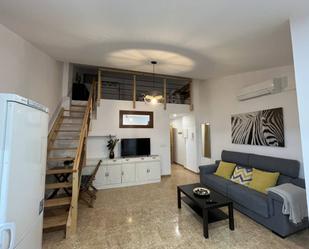 Sala d'estar de Pis de lloguer en Calanda amb Aire condicionat i Balcó