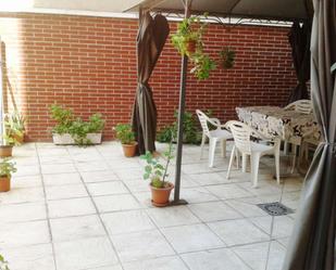 Terrassa de Local en venda en  Logroño amb Aire condicionat i Moblat